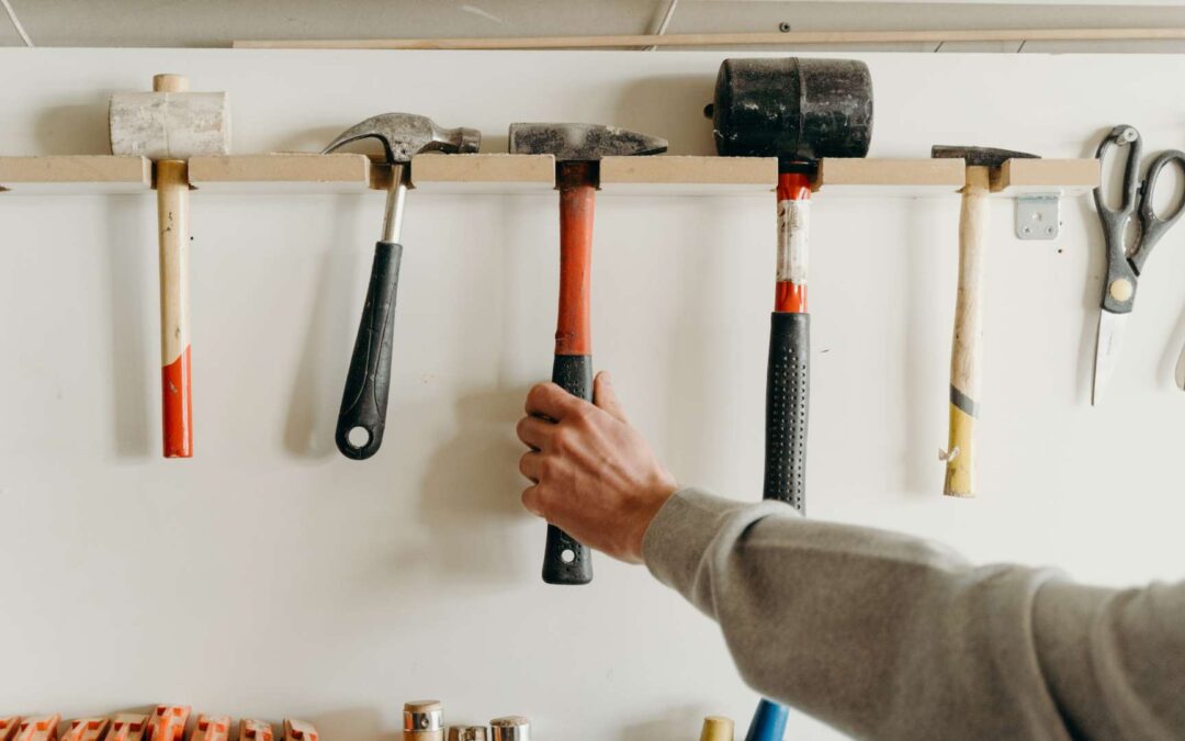 Guide d&rsquo;achat : Les meilleurs marteaux de Stanley comparés à ceux de Black & Decker