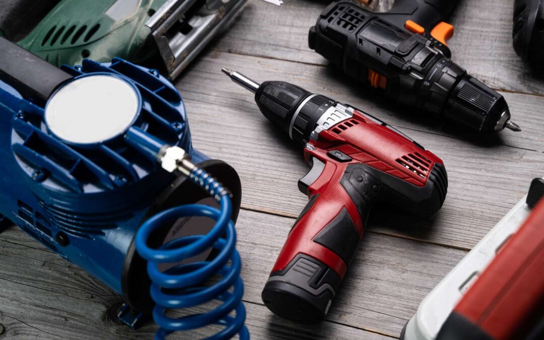 Comparatif : Bosch vs Makita – Quelle marque choisir pour vos outils électriques ?