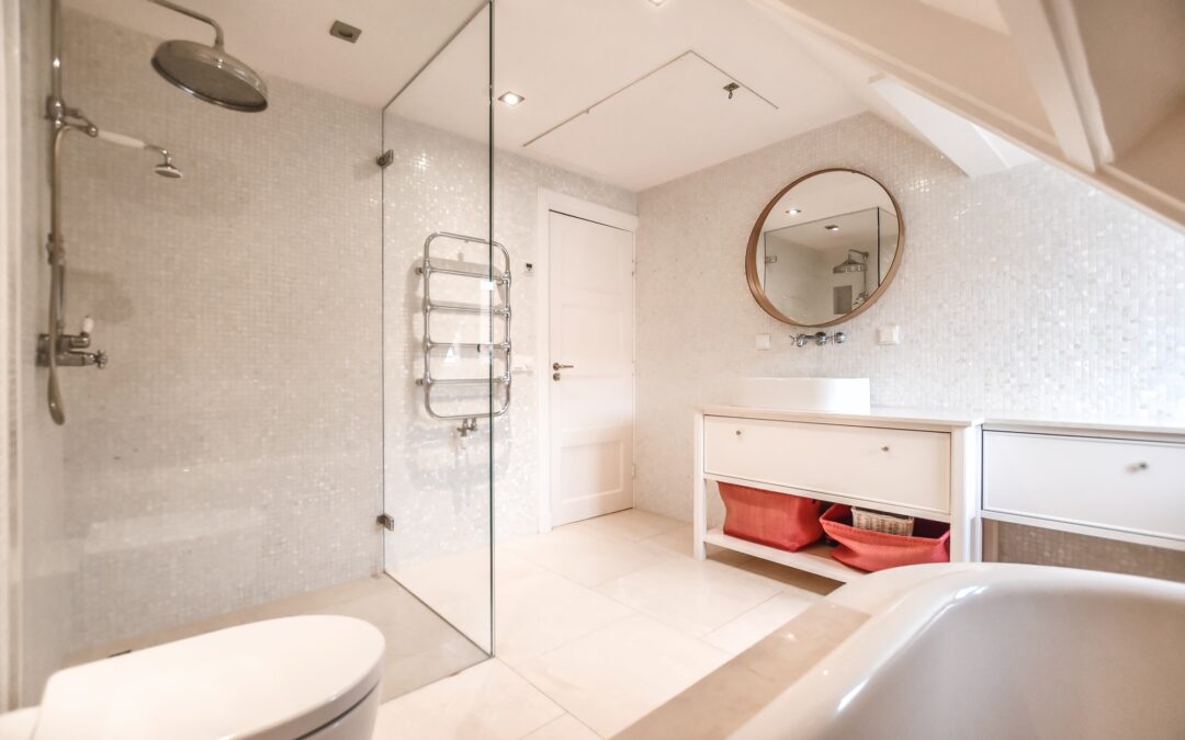 Comment aménager une salle de bain fonctionnelle et élégante ?